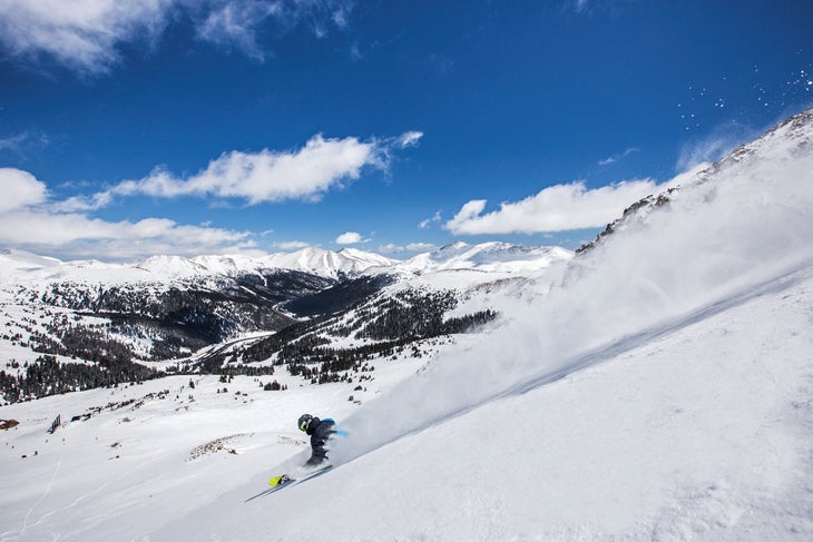SKI0217_TRA_LOVELAND1r1 None