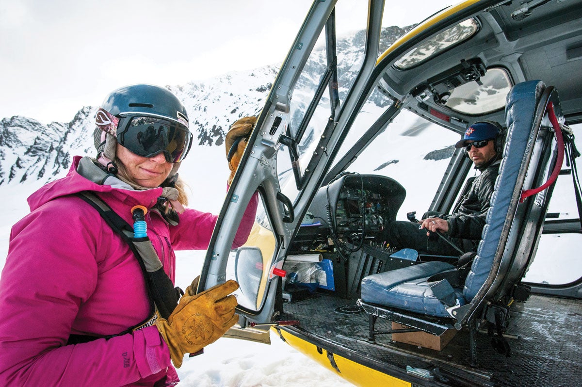 "alexandra meiners opens a heli door"