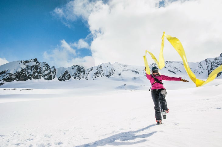 SKI1117_Boss06_byCrystalSagan Alexandra Meiners enjoys a ribbon-dancing break