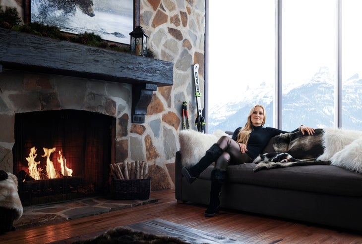 VonnHero1 Lindsey Vonn relaxes with her famous dog.