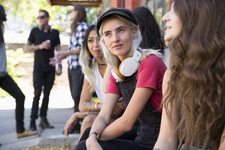 Stay Loud_2016_Crusher Wireless_557B2956 Skullcandy Crusher Wireless lifestyle shot