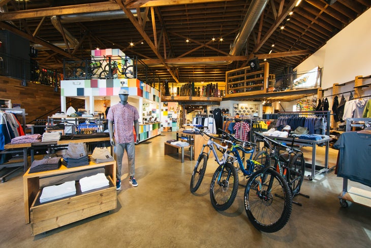 C71C3227 Evo's Seattle brick and mortar store.