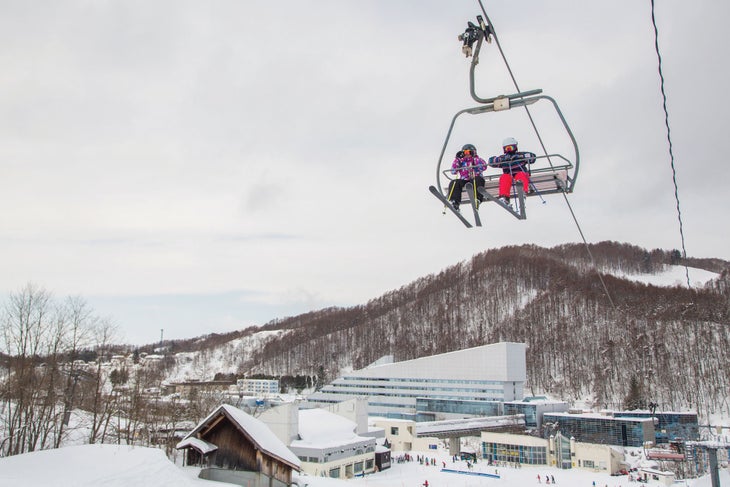 SKI1118-Japan-Yubari-Lift Chairlift at Yubari