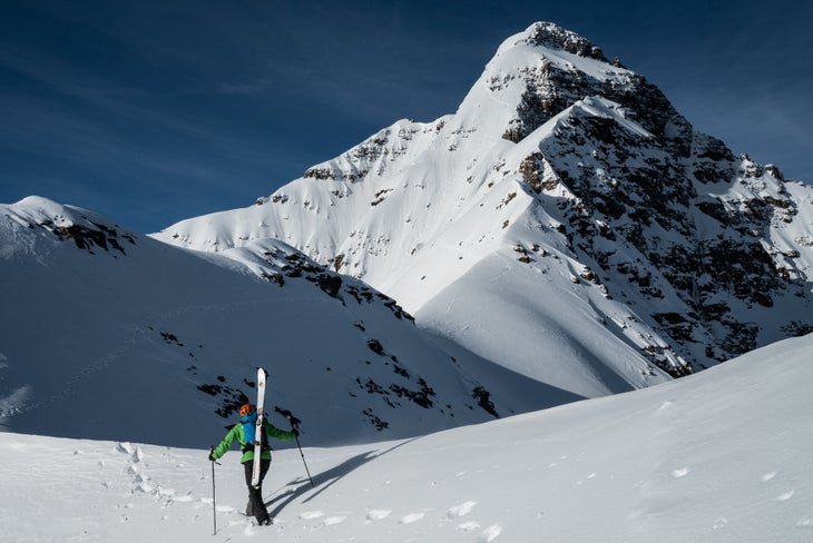 Bootpacking6_Line in background_@bjarnesalen Penn Newhard climbing Pyramid Peak
