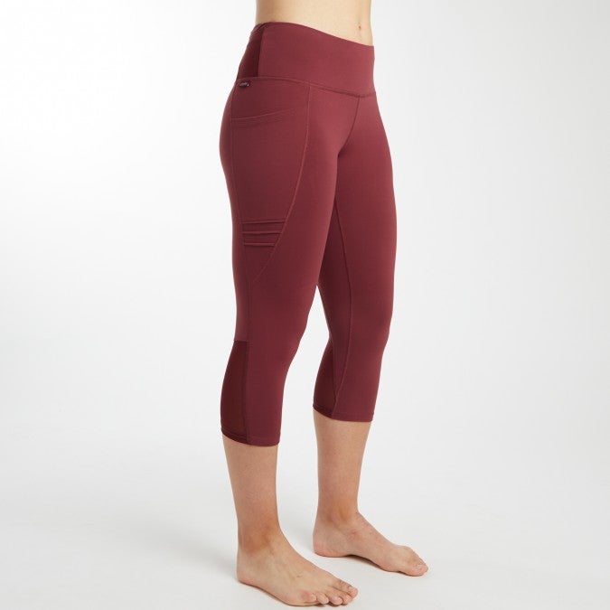 triple_threat_capris_crimson_s Oiselle Triple Threat Capris