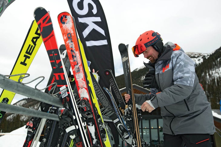 SKI1019-SkiTest-Carving-048 None