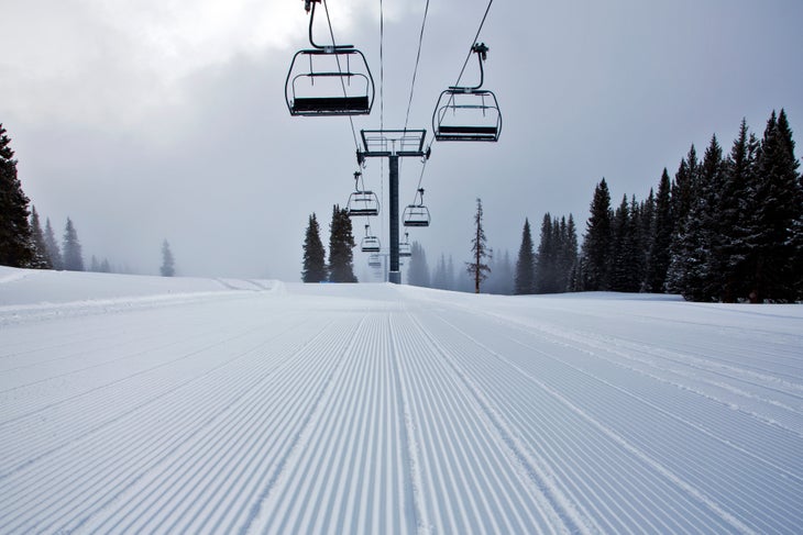 3-20-20-ResortClosures-BrookeWarren-537P Snowmass closure during COVID