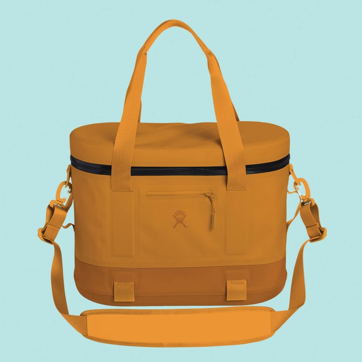 SKI0120-TOO-Hydroflask18L Hydroflask soft cooler tote.