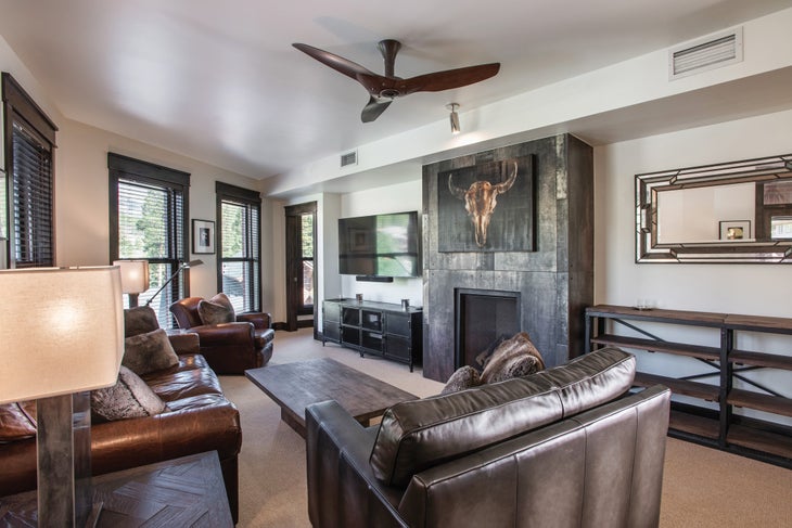 SKI1120-TOW2-WinterPark-ParryPeakLofts2 Parry Peak Lofts at Winter Park
