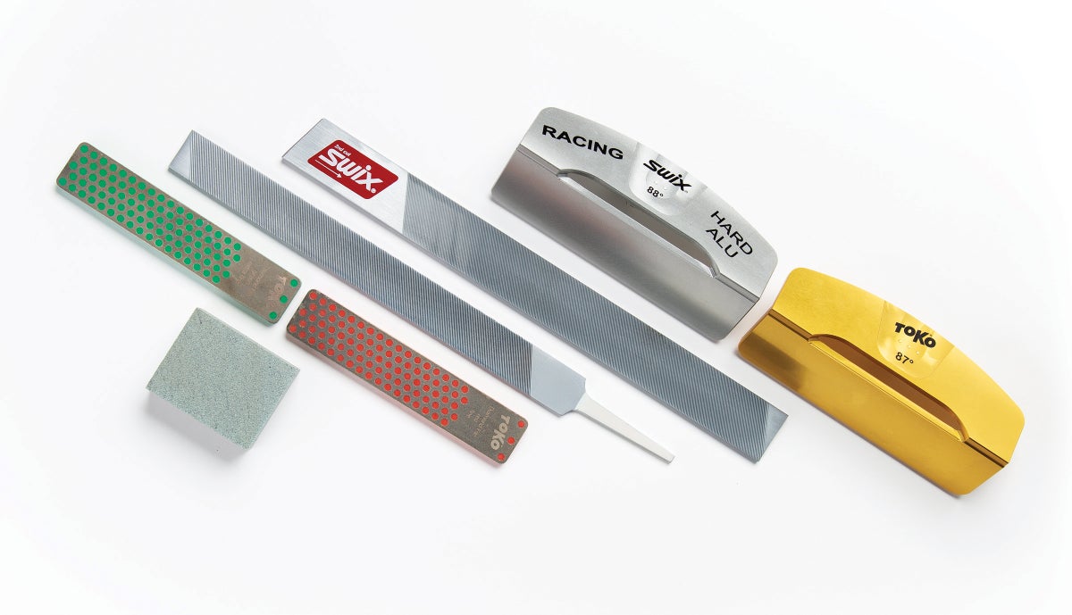 How to Maintain and Sharpen Ski Edges