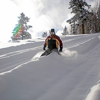 Arcteryx Stingray Comp Jacket So you want to hike the headwall for some nice corn, but it's March and your Gore-Tex is already sticking to your back. The Stingray is the perfect…