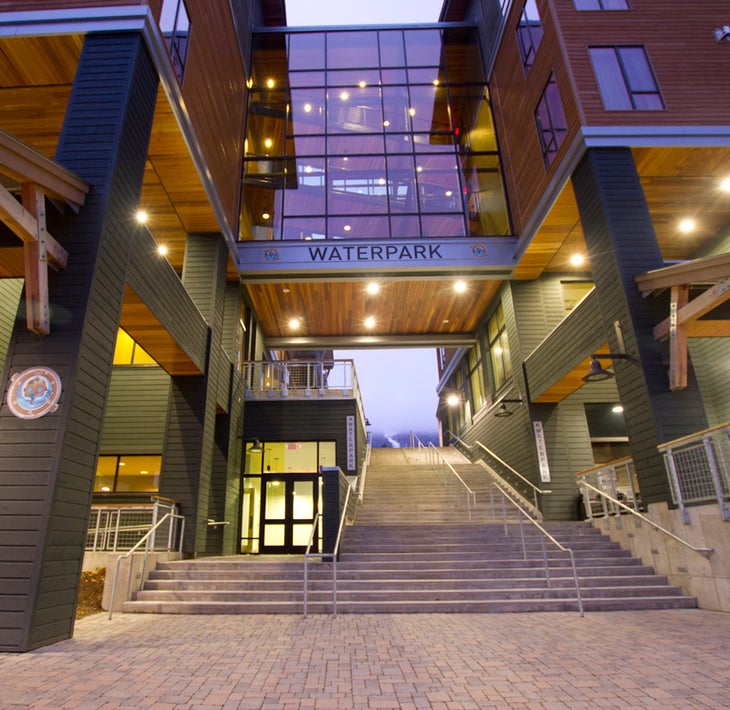 Hotel Jay & Conference Center None