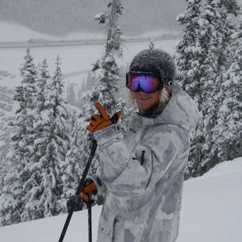 Spyder Apogee Jacket The Apogee lives up to its name—and its price. A nifty removable down liner makes for stylish après wear, and a three-layer shell is nearly…