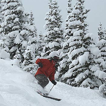 Winter Park, CO Winter Park got eight inches of new snow before it close on Sunday. Skiers got out at the Spring Splash last weekend and showed their…
