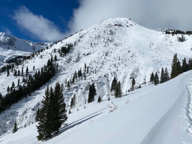 fatal avalanche Colorado
