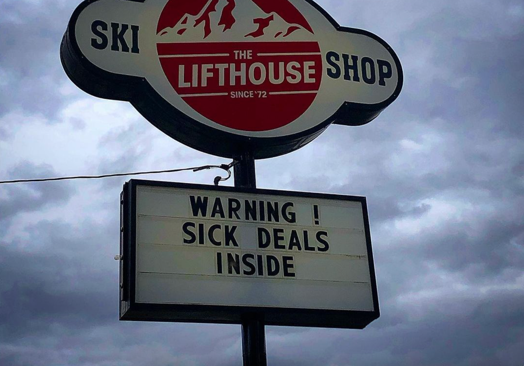 The Lifthouse ski shop