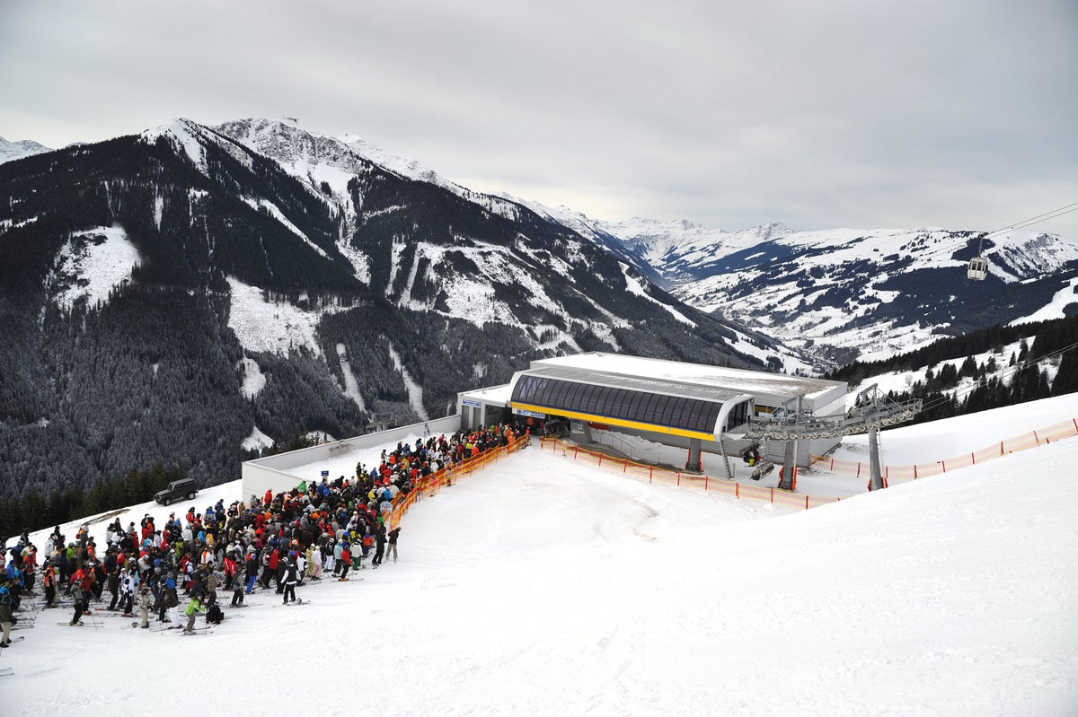 Is This New Express Lane Service the Solution to Long Lift Lines?