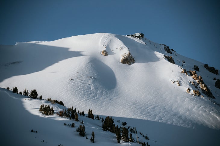 Mammoth Lifts