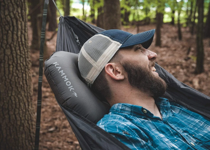 Kammok Puffin Pillow