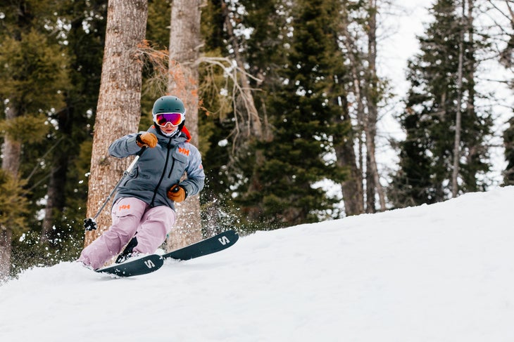 Ski tester on Salomon MTN Pro 86 W ski