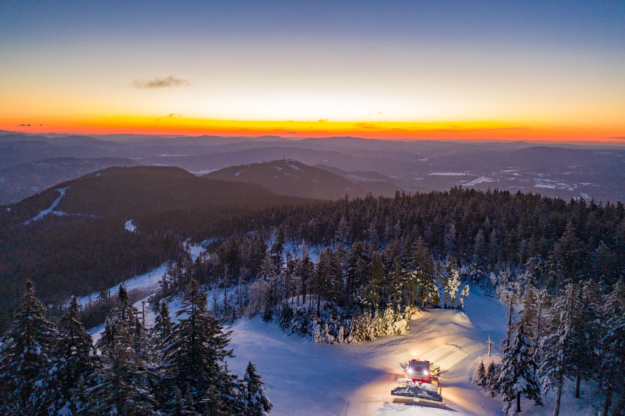 Complete Guide to Skiing at Sunday River Maine Ski Mag