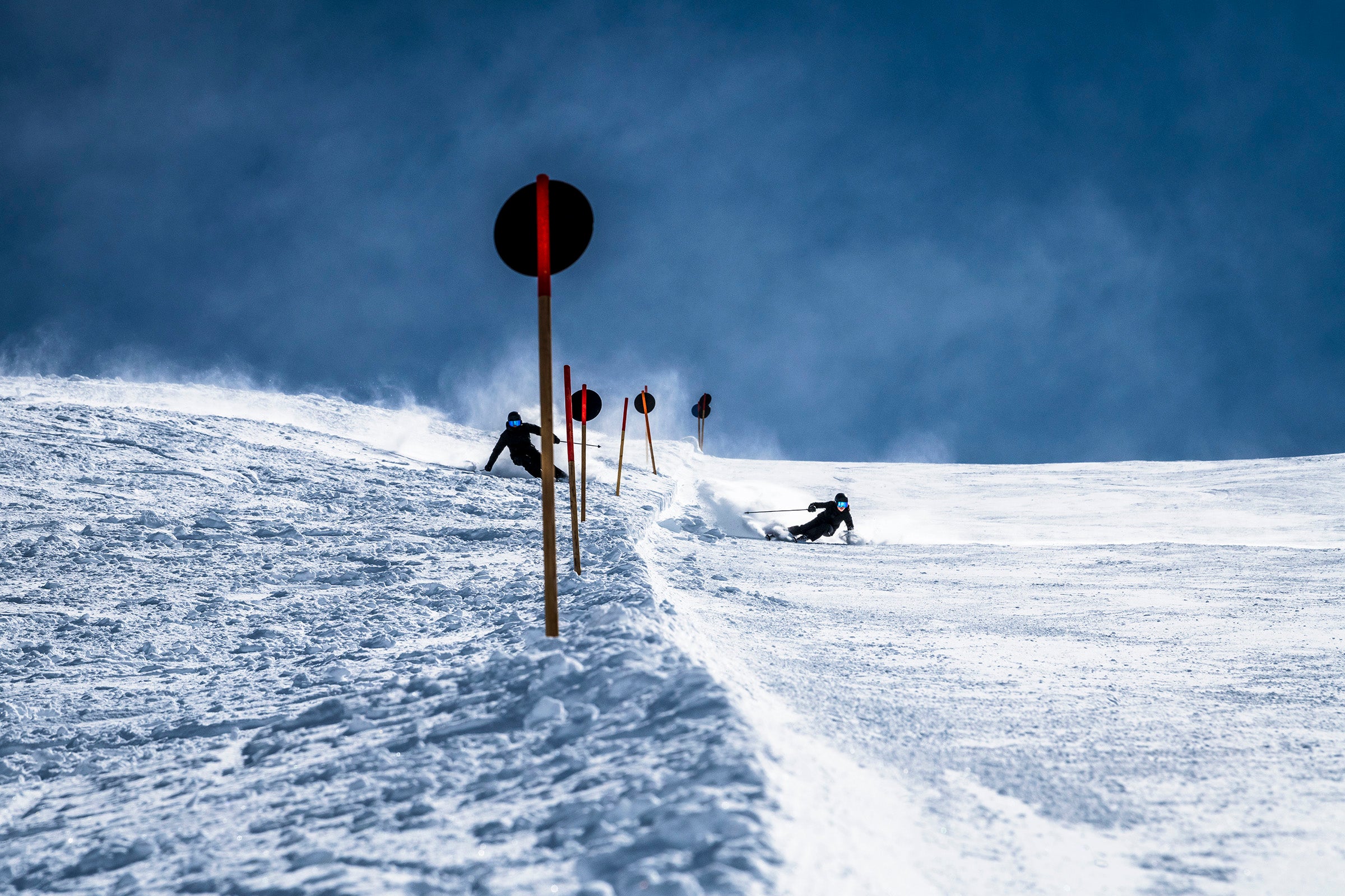 2024-'25 Völkl Peregrine 82 Ski Review: Fun All-Mountain Carving