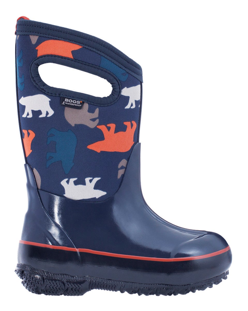 SKI1116_FAM_BOGS 2.jpg None