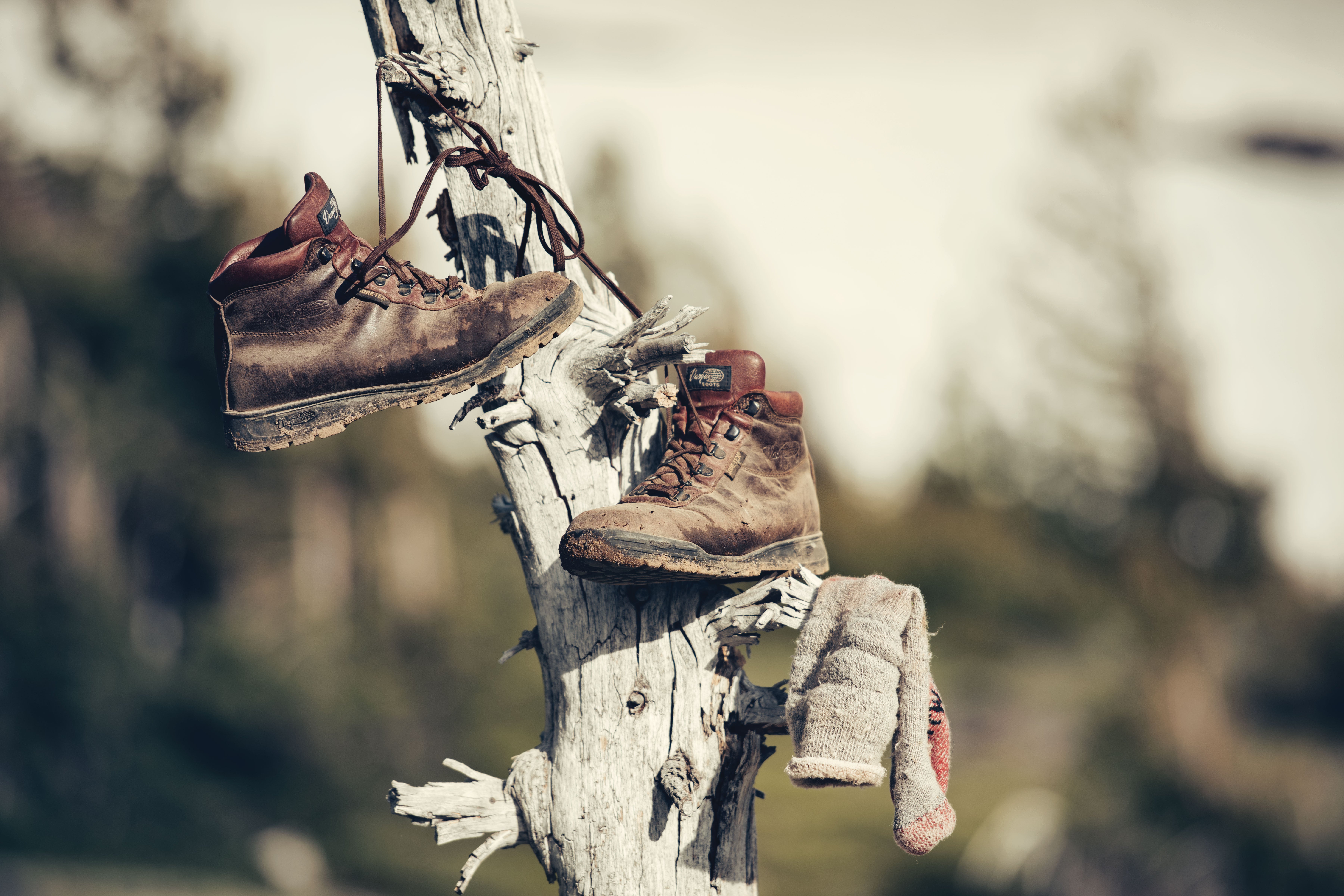 SKI0218_WAS_JAS7806 Worn boots hang to dry.