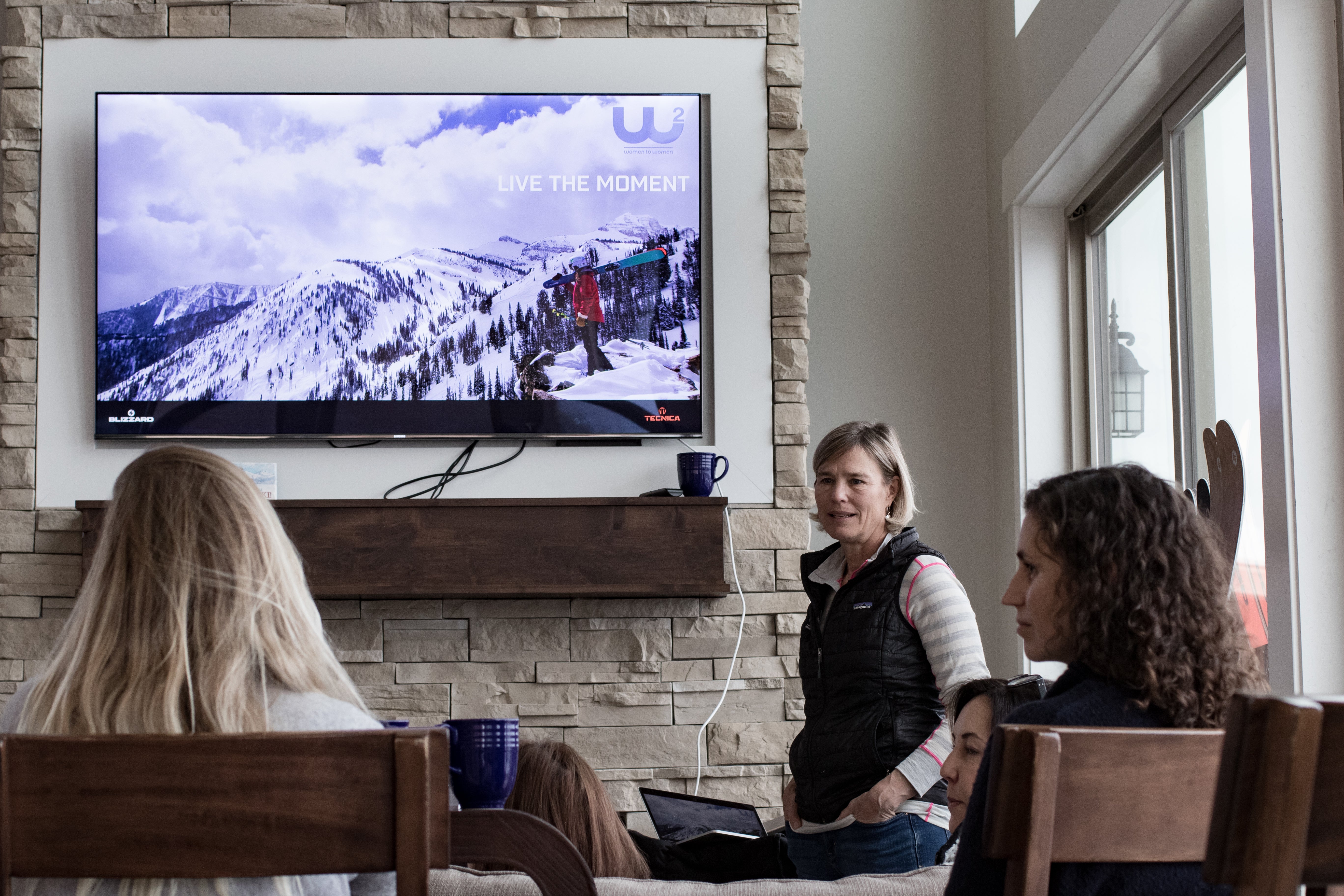 264A8486 Leslie Baker-Brown leads a Blizzard W2W focus group meeting