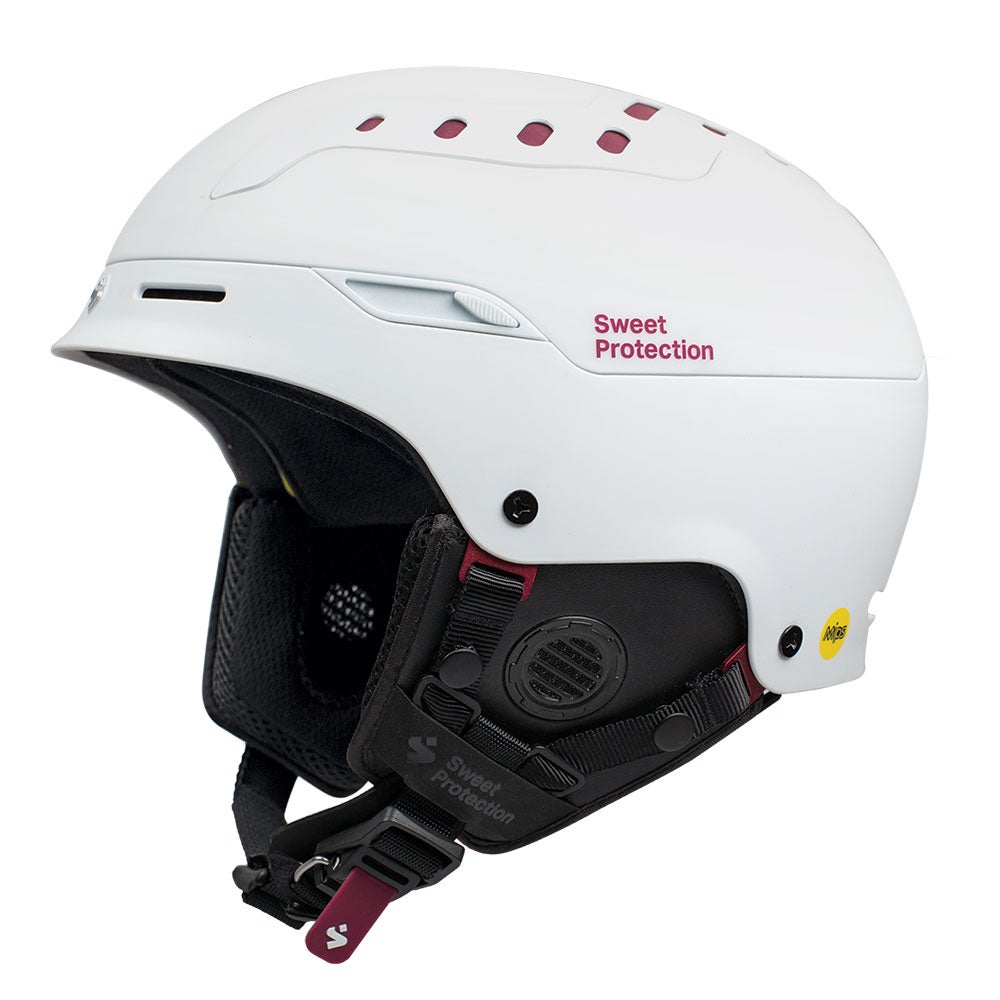 White ski helmet